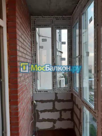 Панорамное остекление заказать под ключ по выгодной цене в Лобне от компании МосБалкон