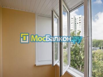 Пластиковое остекление и красивая отделка