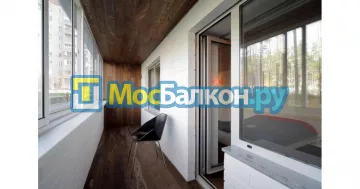 Отделка балкона и лоджии пластиковыми ПВХ панелями в Лобне от компании МосБалкон