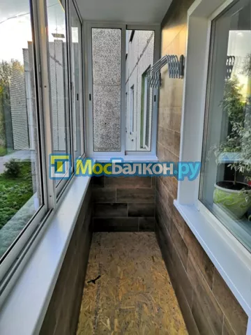 Заказать балкон в Лобне цена от 1320 руб | Остекление балконов и лоджий МосБалкон