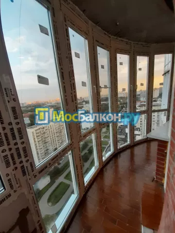 Панорамное остекление заказать под ключ по выгодной цене в Лобне от компании МосБалкон