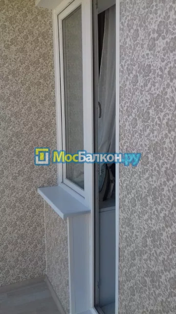 Отделка балкона и лоджии пластиковыми ПВХ панелями в Лобне от компании МосБалкон