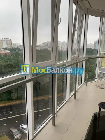 Отделка балкона и лоджии пластиковыми ПВХ панелями в Лобне от компании МосБалкон