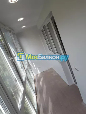 Панорамное остекление заказать под ключ по выгодной цене в Лобне от компании МосБалкон